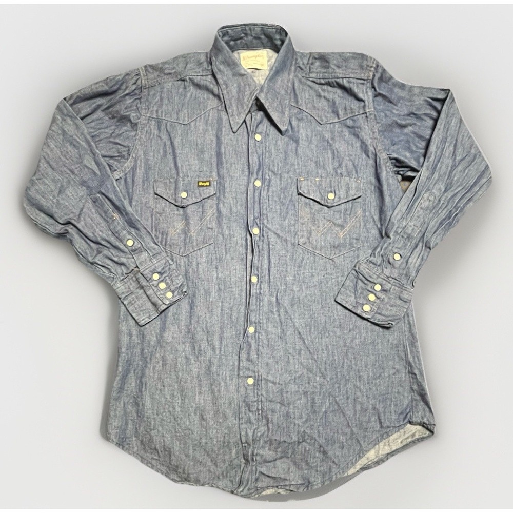 Vintage 70s Wrangler Denim Pearl Snap Western Shirt Made in USA Blue 16 x 33